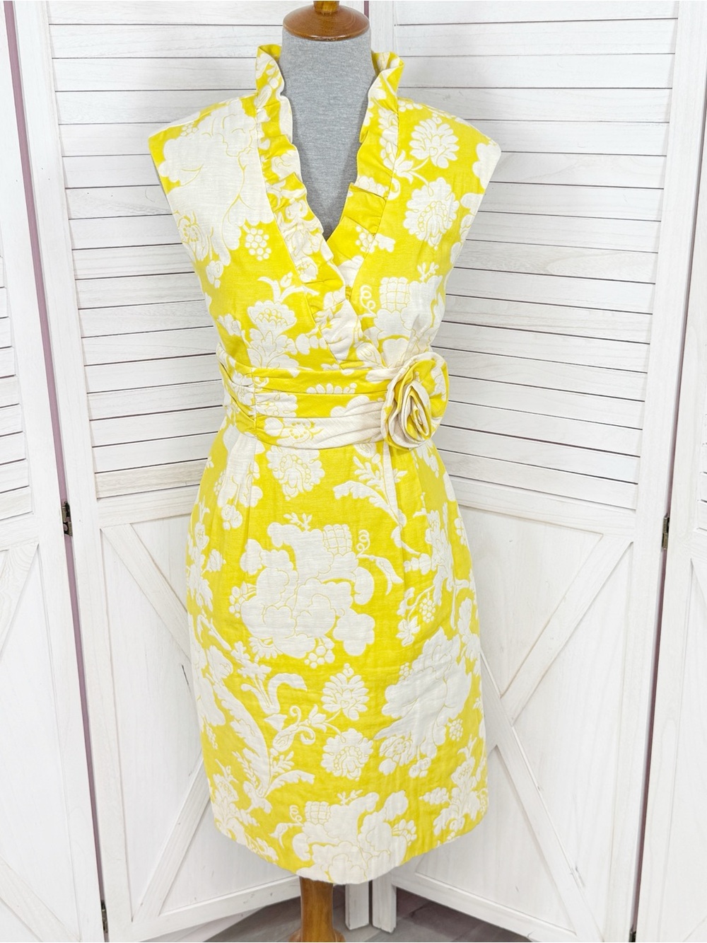 Jessica Howard Floral Jacquard Ruffle Neck Sleeveless Sheath Dress Yellow 8